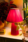 Luminaire Delphine & Etienne, une pièce originale et artisanale. C'est pas Versailles.