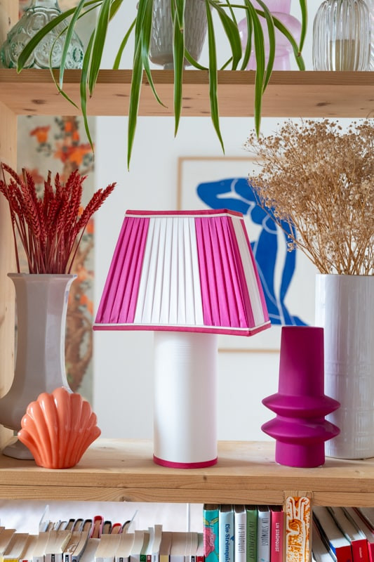 Luminaire Delphine, la jumelle élégante et romantique. C'est pas versailles.