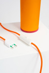 Luminaire Etienne & Delphine, couleur pop pour artisanat moderne. C'est pas versailles.
